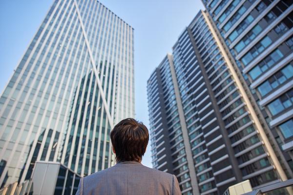 《香港与新加坡仲裁费用对比：了解两个城市的费用结构和差异》图1