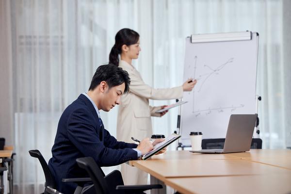 《事业单位考核中的名誉权纠纷：如何保护员工的合法权益》图1