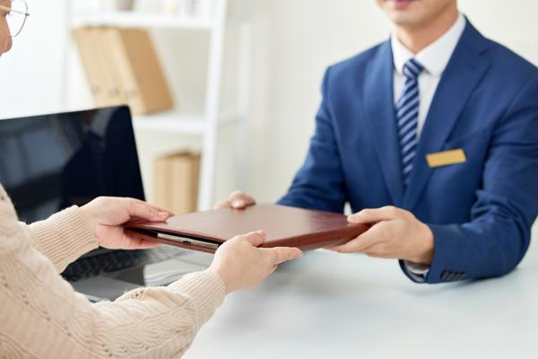 婚姻登记与户口本使用规范|婚姻登记必备文件|户籍材料要求解析 图1