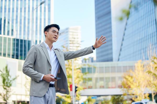 加强青年婚姻家庭教育，促进家庭和谐与社会稳定图1
