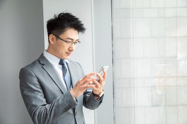 《他人手机侵犯隐私权：如何依法维权？》 图2