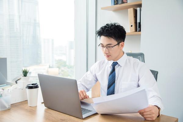 解析家庭暴力：男性受害者如何寻求帮助与安慰 图2
