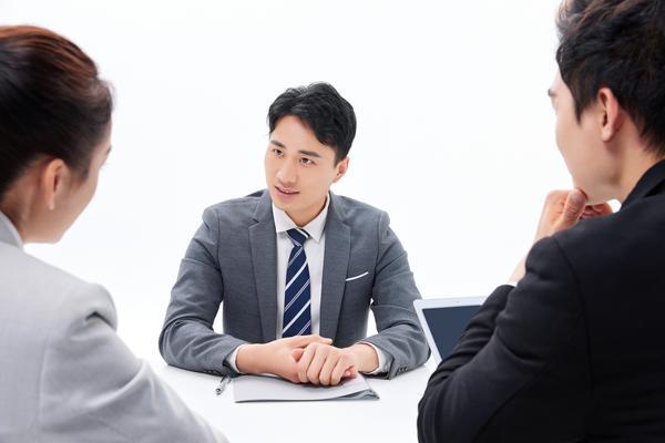 掌握侵权律师咨询公司面试技巧，展现专业形象 图1