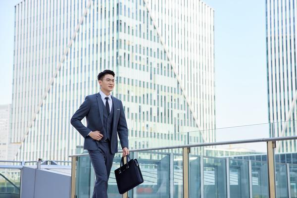 如何到仲裁委员会上班工作?图1