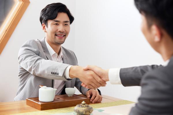 交通事故未经法庭审理即成功调解，双方握手言和 图2