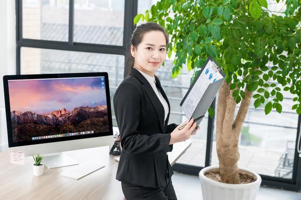 侵犯肖像权?女孩状告男孩 图1