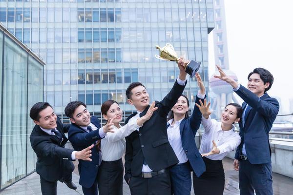 专业专利侵权律师团队提供全方位的专利纠纷解决方案 图2