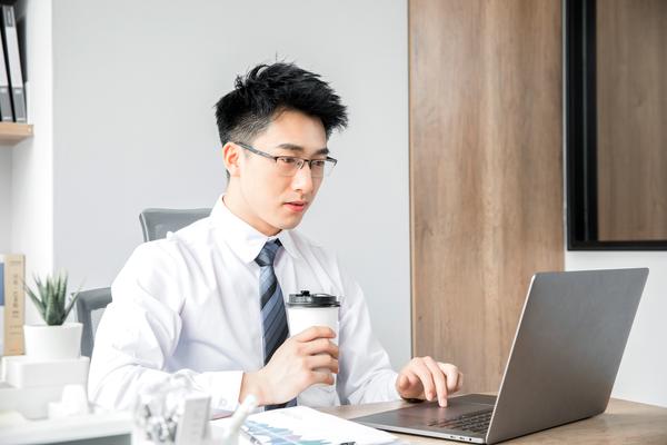 医疗纠纷案件中原告与被告权利义务关系的法