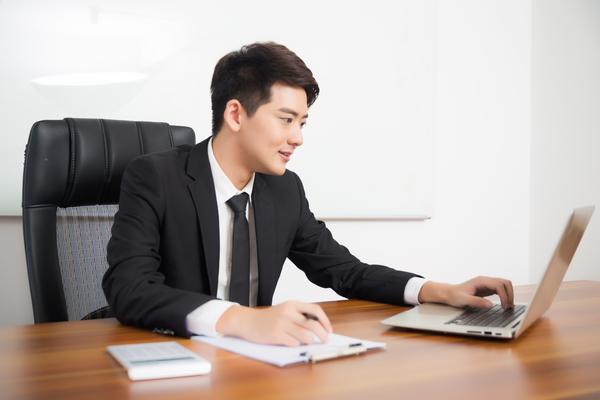 《男性如何有效地反抗家庭暴力：策略与支持》 图2