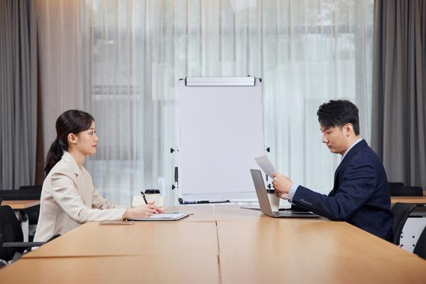 职场婚恋隐私边界|在线观看|劳动权益保障 图2