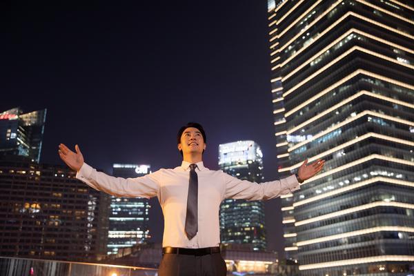 2023年跨年夜晚发生严重交通事故，致多人死伤 图2