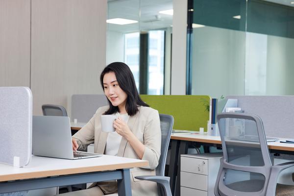 达茂旗劳动仲裁委员会关于劳动纠纷的调解与仲裁工作 图1