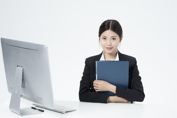 女孩交通事故：勇敢面对生活的意外图1