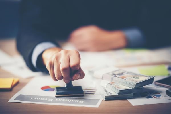 人格权益与人身权利的区别：法律视角下的深度解析 图2