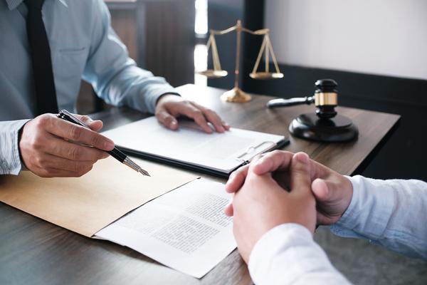 侵犯人身权利的犯罪有哪些：全面解析我国刑法相关条款 图1