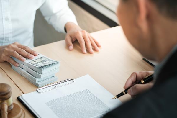 《合同纠纷证据准备实用手册：掌握关键技巧，化解纠纷》 图2