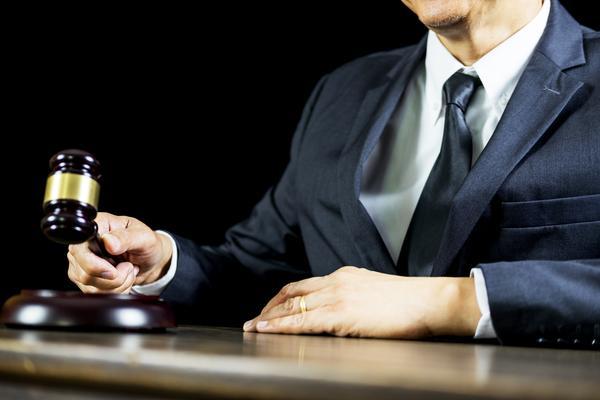 《阿迪达斯与中国工人纠纷事件发酵，合同纠纷处理引关注》图1