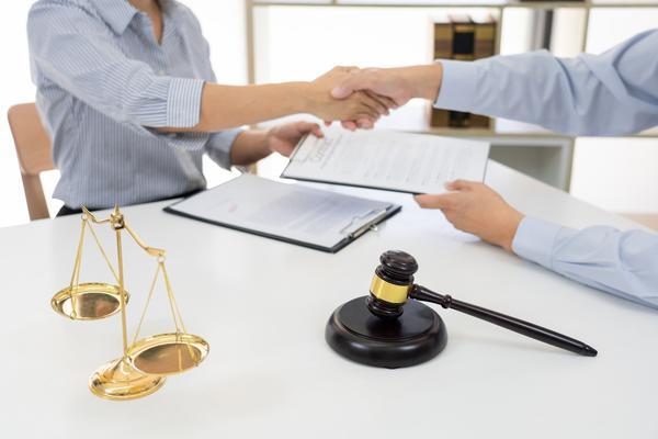 经济纠纷处理途径：仲裁的作用与优势图1