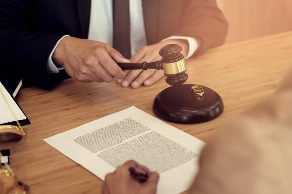 《法官恶意侵害原告名誉权，法治何在？》 图2