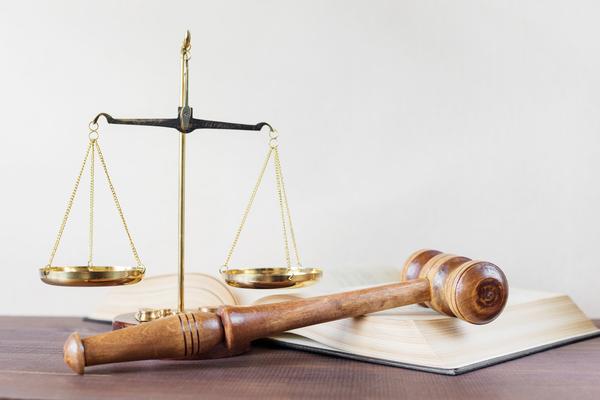《劳动合同纠纷起诉费用由谁承担：法律规定与实际操作》图1