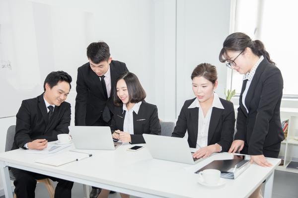 仲裁委员会办公室召开仲裁业务培训会议图1