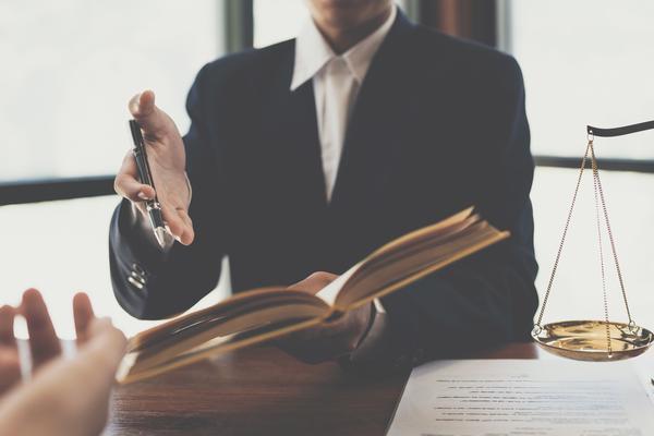 发生交通事故后的工伤认定：了解相关法律法规图1