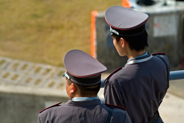刑法修正案：严格打击生产销售劣药犯罪，保障人民健康权益 图2