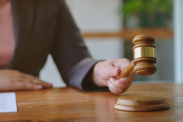 《公司法人必须有职务吗？企业法务为您解答》图1