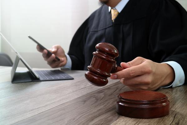 知名婚姻家庭律师解析：法律服务与社会贡献探析 图2