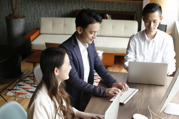 股东大会：公司发展史上的里程碑 图2