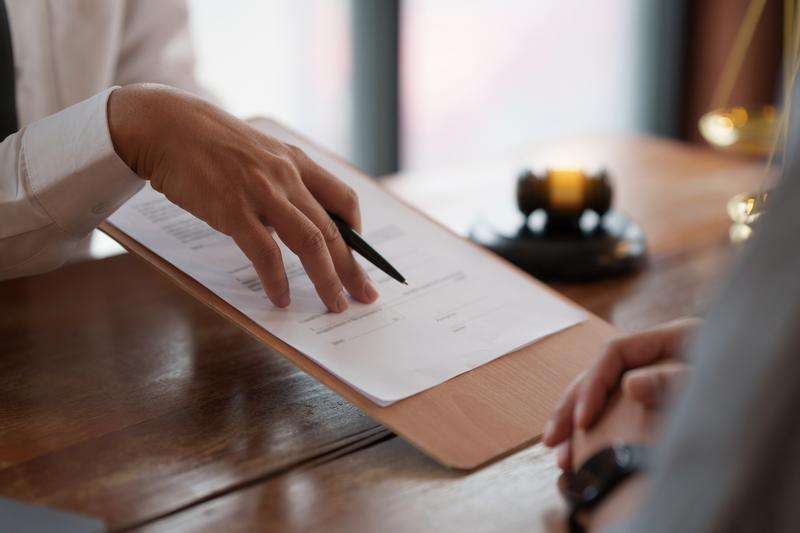 《合同纠纷：李斌的 legal 战斗》图1