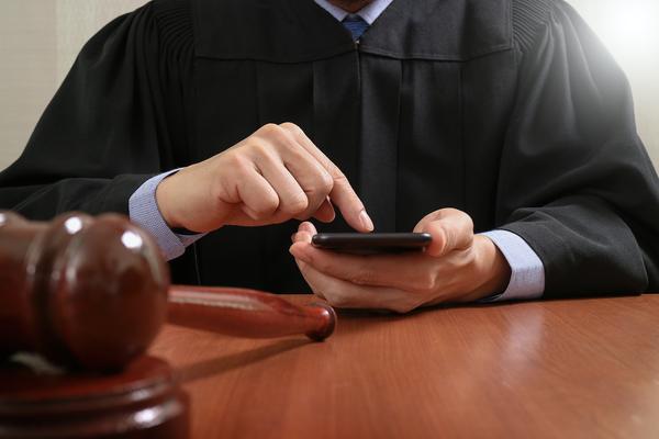 数字时代隐私权的维护案例：互联网企业如何应对隐私挑战？图1