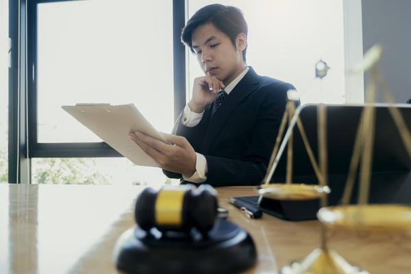 律师费用如何收取?解决侵权纠纷的律师收费标准图1