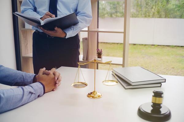 兼职不签劳动合同申请仲裁：法律途径与权益保障 图2